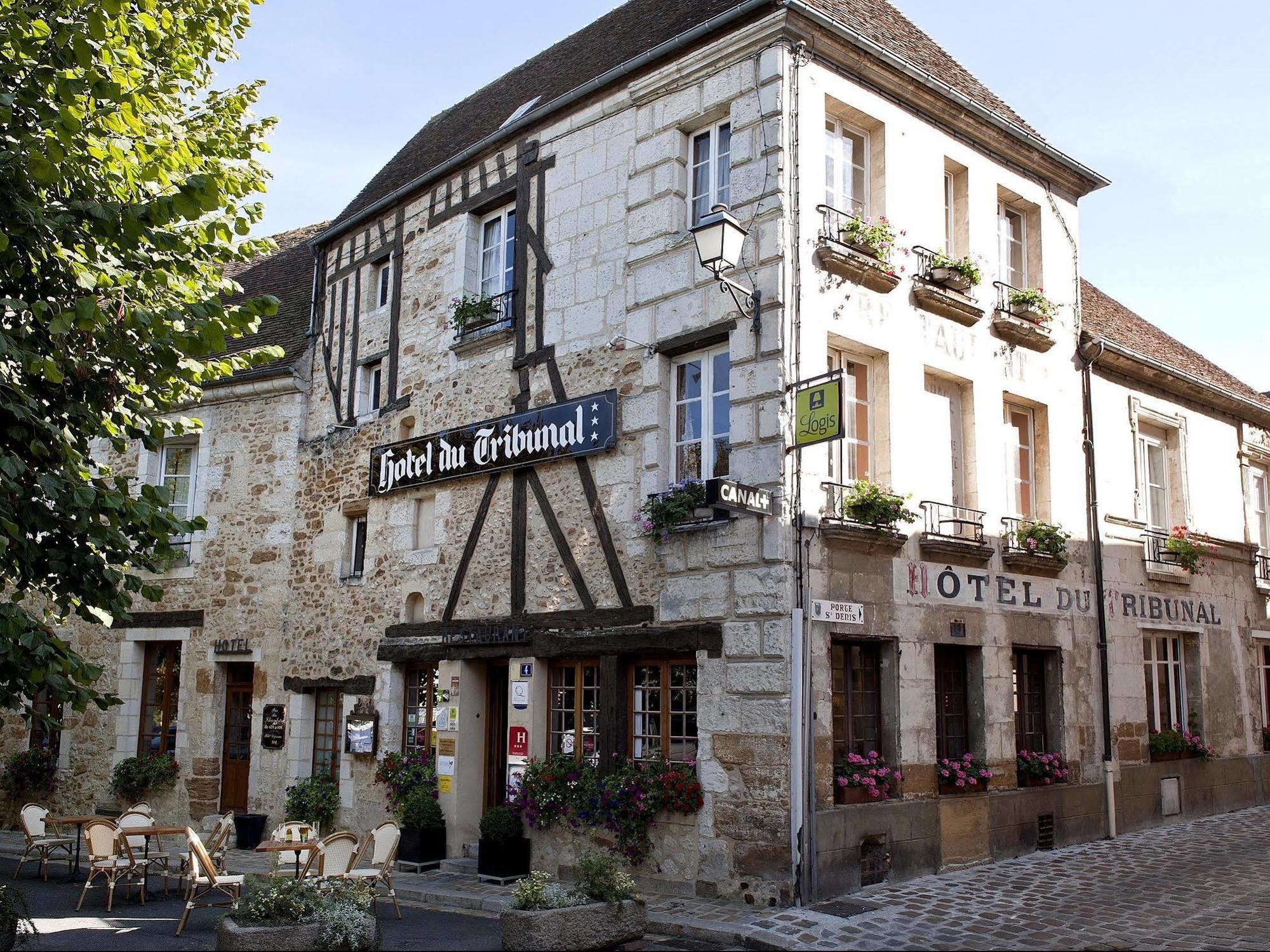 Logis - Hotel & Restaurant Du Tribunal Mortagne-au-Perche Luaran gambar